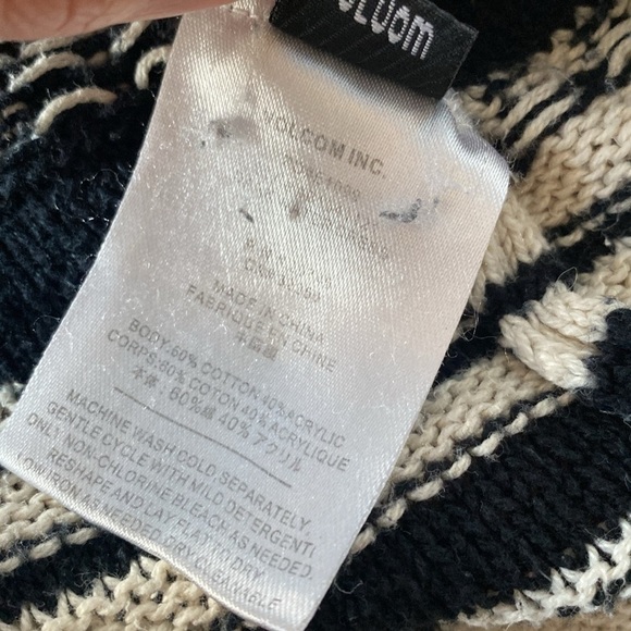 Volcom Long Sleeve Sweater Dress Size XL - Picture 13 of 16